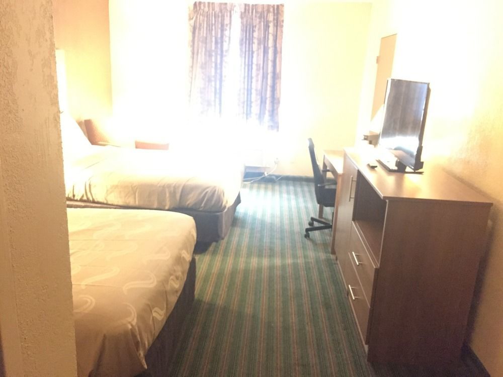 Quality Inn Near Pimlico Racetrack Baltimore Dış mekan fotoğraf