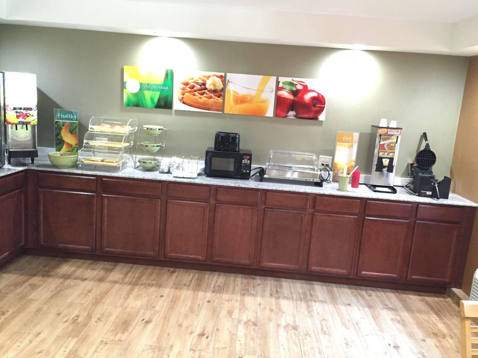 Quality Inn Near Pimlico Racetrack Baltimore Dış mekan fotoğraf